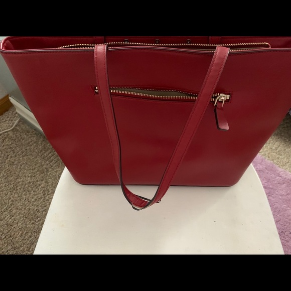 Guess Red with embroidery large purse - Picture 3 of 4